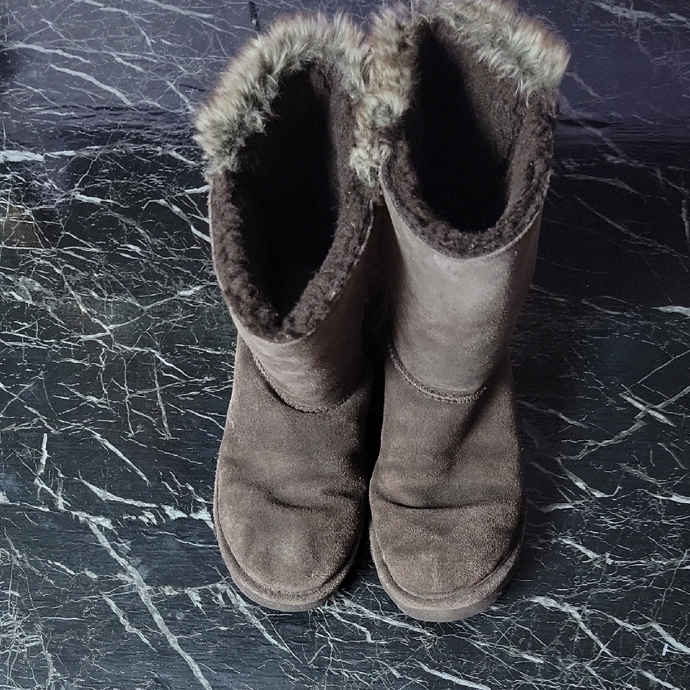 Women's Brown Suede Boots